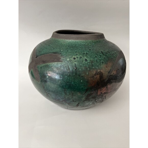 Raku Iridescent Green Tubac Signed Fish Art Pottery Vase Pot 8.5” Large - Picture 3 of 11